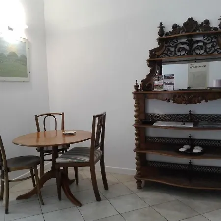 Mercato Delle Erbe Apartment *